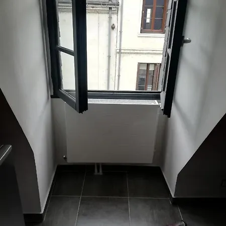 Appartement Meublé Centre *